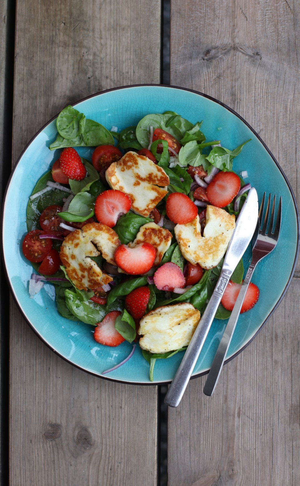 Snabb halloumisallad med&nbsp;sommartwist