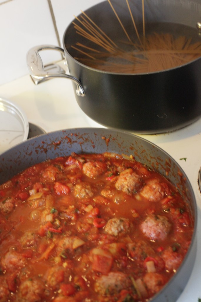 köttbullar i tomatsås