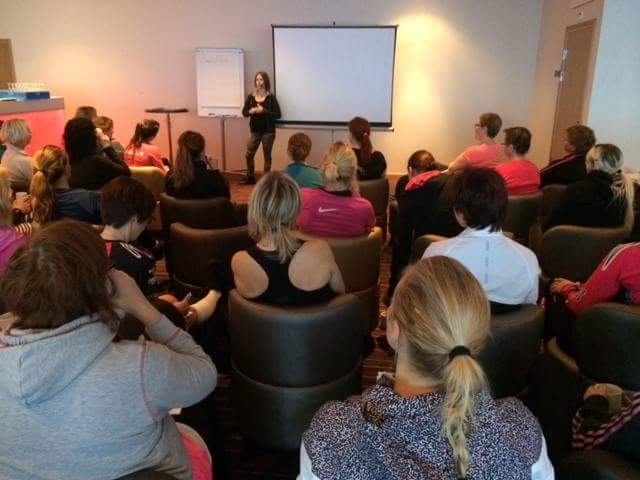 Annica Långvall dietist föreläser på toppendag hallstaberget