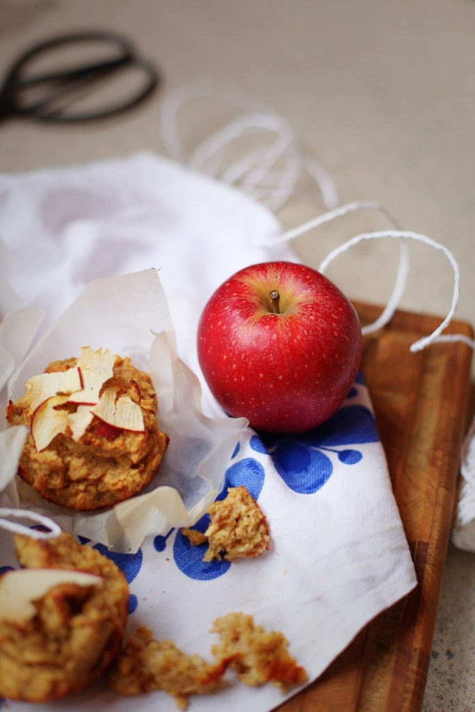 Hälsosamma äppelmuffins med havre och banan (glutenfria, barnvänliga)