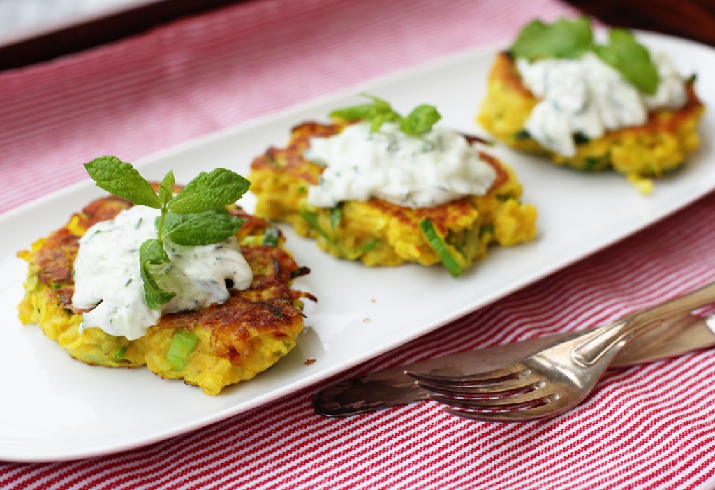 Persiska potatisbullar med&nbsp;gurksås